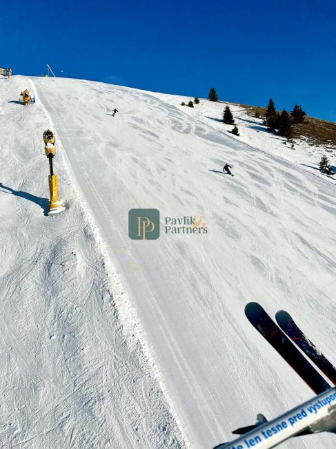 Predaj veľký 2 izb.apartmán Donovaly, 67m2, z ktorého môže byť aj 3izbový. ZNÍŽENÁ CENA