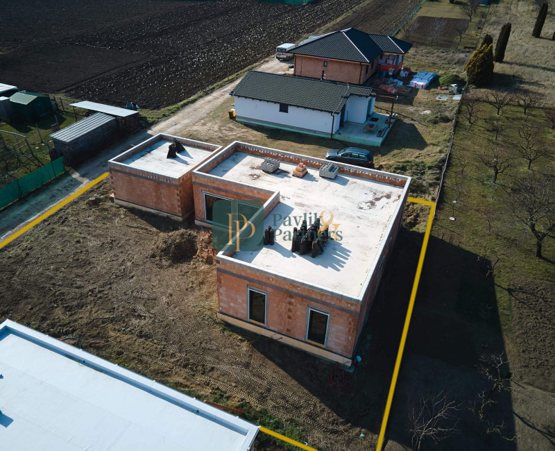 Predaj 5 izbový RD Šurianky, pozemok 5,7á, dvojgaráž EXKLUZÍVNE! NOVÁ CENA!