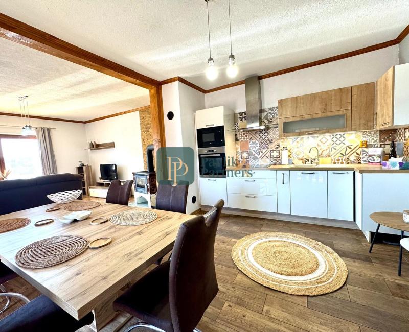 Predaj 3 izbový rodinný dom, 4,5á pozemok, Nitra