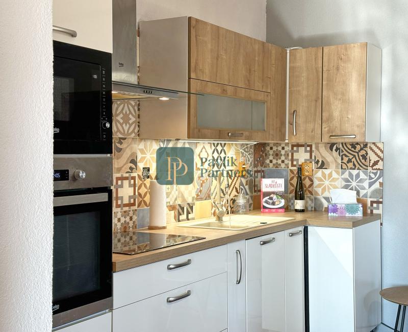 Predaj 3 izbový rodinný dom, 4,5á pozemok, Nitra