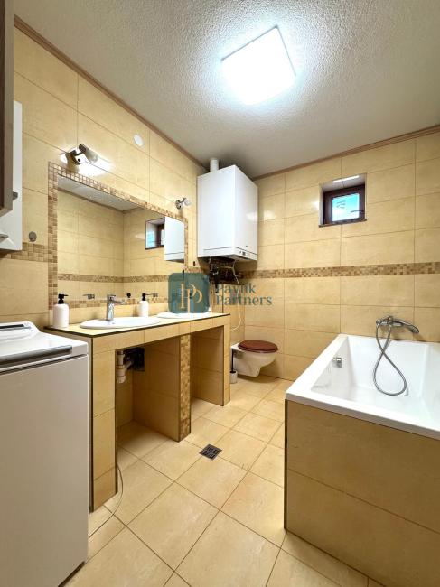 Predaj 3 izbový rodinný dom, 4,5á pozemok, Nitra