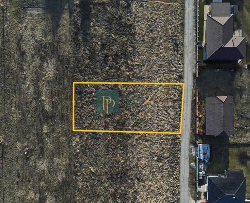 Predaj 9,2á stavebný pozemok, el. prípojka na pozemku, Jelenec