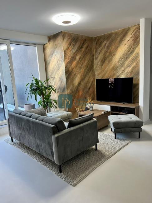 Predaj štýlový 3 izbový byt, novostavba, centrum, 40m2 terasa, garážové státie