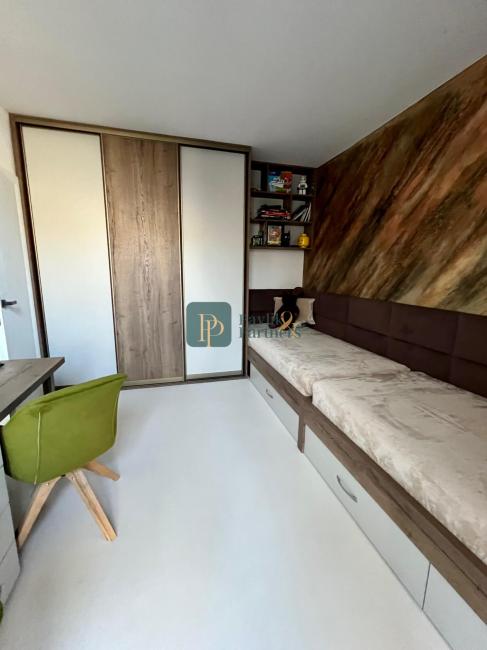 Predaj štýlový 3 izbový byt, novostavba, centrum, 40m2 terasa, garážové státie