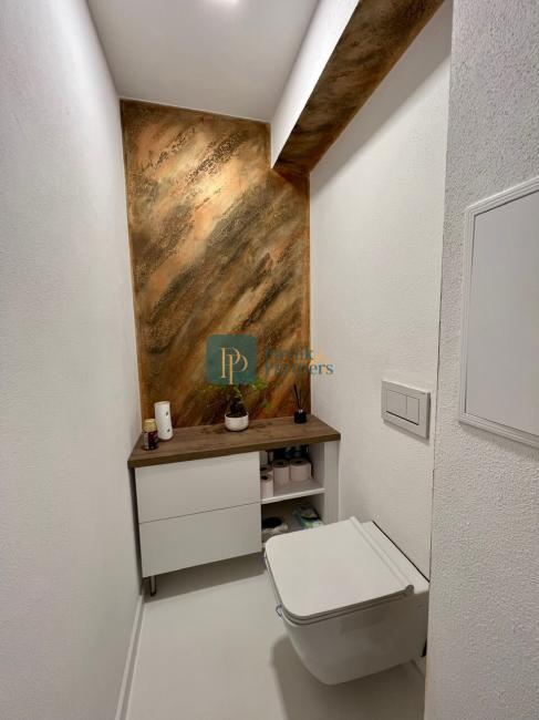 Predaj štýlový 3 izbový byt, novostavba, centrum, 40m2 terasa, garážové státie