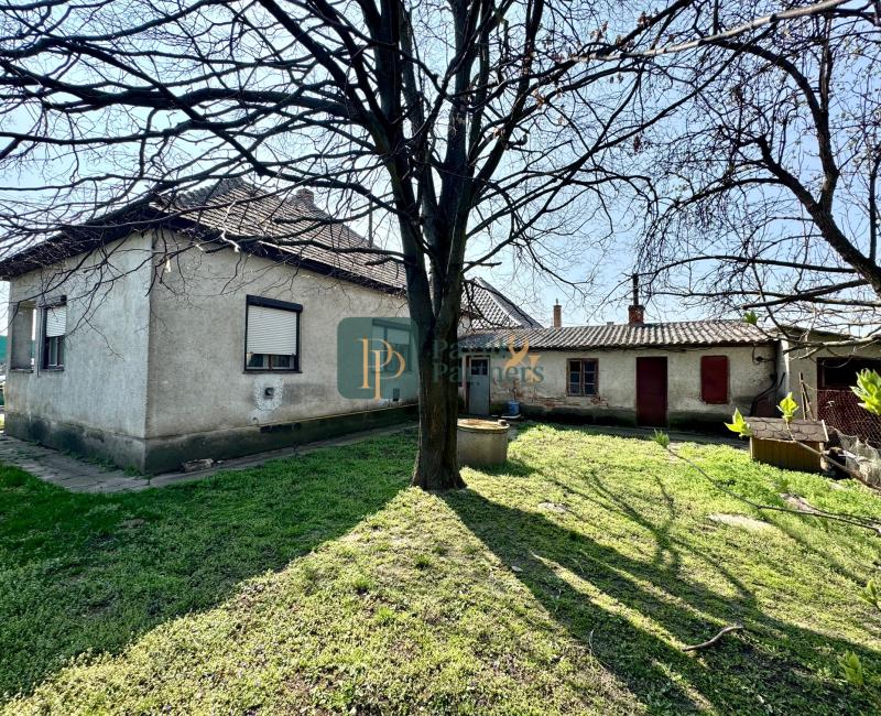 Predaj 3 izbový rodinný dom, 20á pozemok, Zbehy