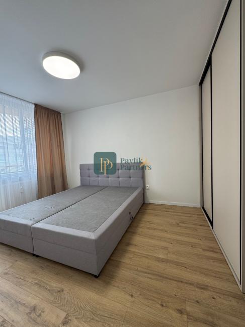 Prenájom krásny 2 izbový byt, bude kompletne zariadený, balkón