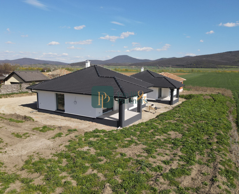 Predaj 4 izbová novostavba, 6,5á pozemok, krásne výhľady, Jelšovce