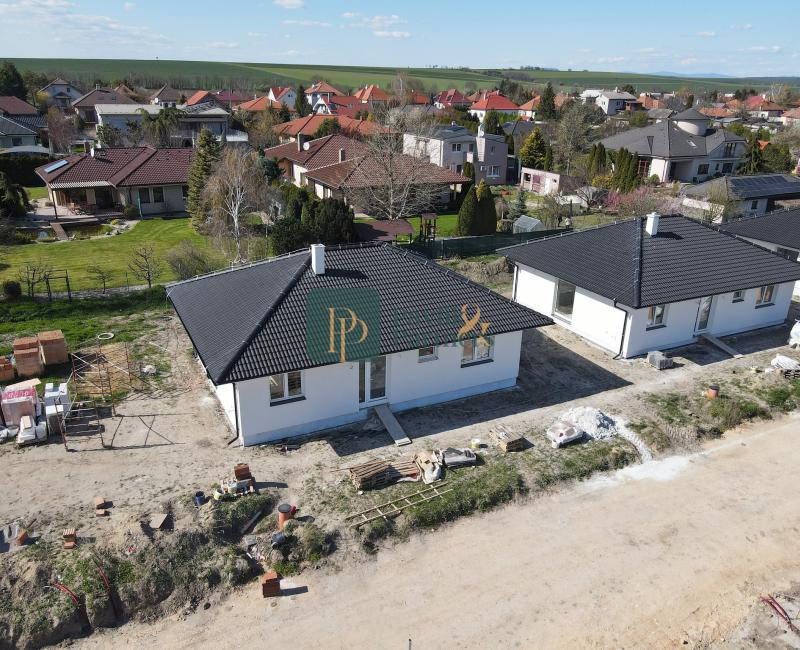 Predaj 4 izbový rodinný dom, novostavba, 5á pozemok, Jelšovce