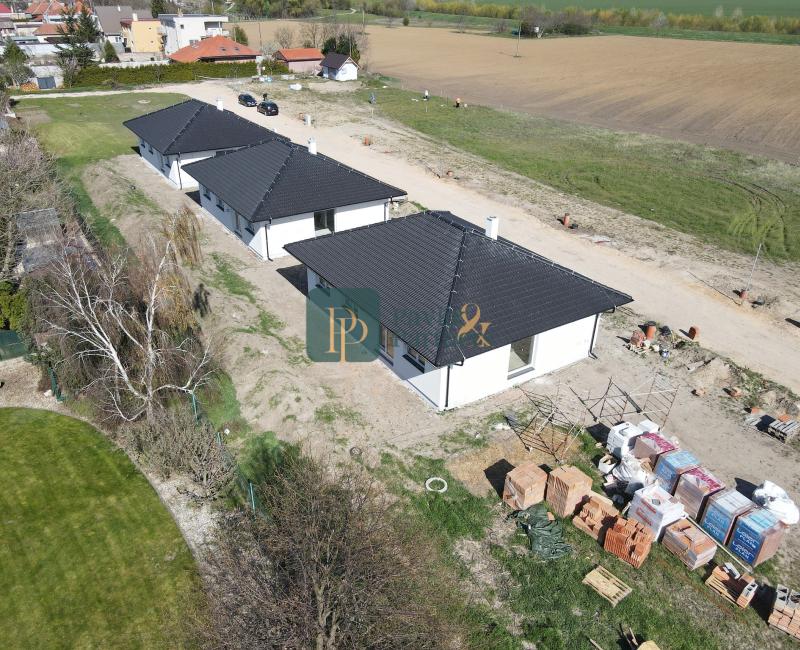 Predaj 4 izbový rodinný dom, novostavba, 5á pozemok, Jelšovce