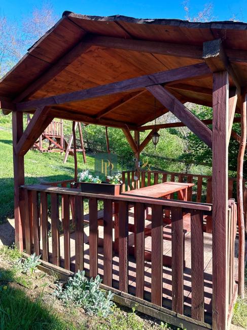 Predaj rekreačná chata Jedľové Kostoľany, pozemok 9,8á