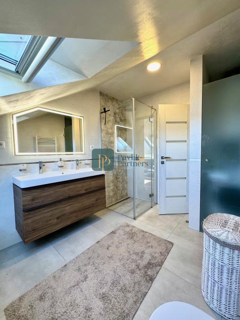 Prenájom krásny 3 izbový byt, terasa, Staré mesto