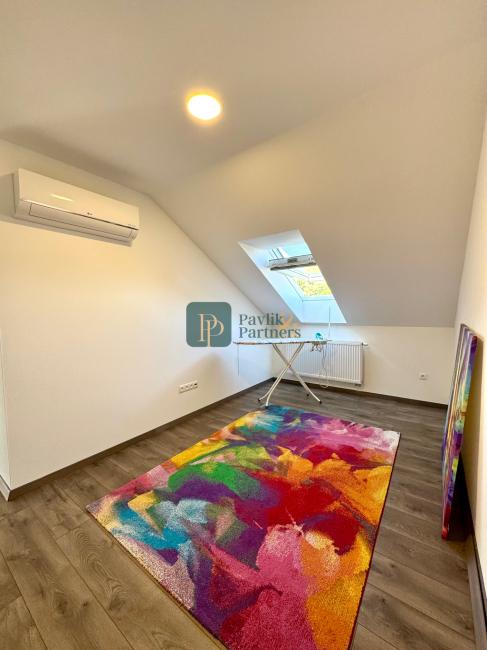 Prenájom krásny 3 izbový byt, terasa, Staré mesto