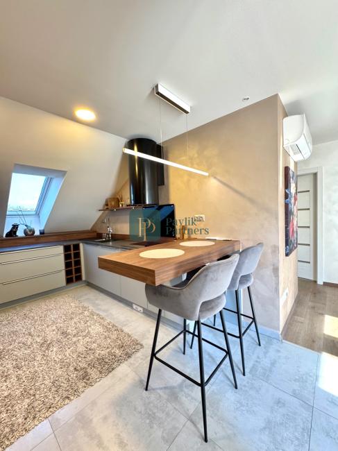 Prenájom krásny 3 izbový byt, terasa, Staré mesto