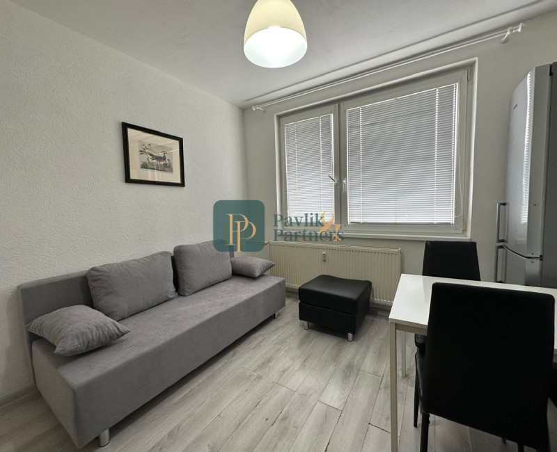 Predaj kompletne zariadený 1 izbový byt, Klokočina