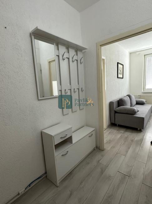 Predaj kompletne zariadený 1 izbový byt, Klokočina