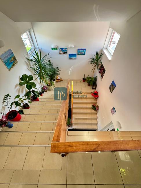 Predaj zabehnutá reštaurácia a penzión, Veľký Lapáš, 19á pozemok