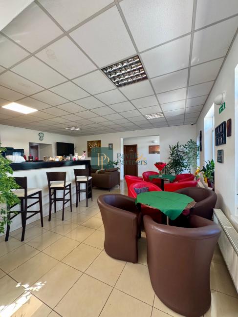 Predaj zabehnutá reštaurácia a penzión, Veľký Lapáš, 19á pozemok