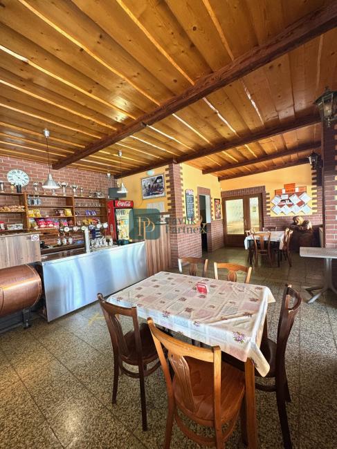 Predaj zabehnutá reštaurácia a penzión, Veľký Lapáš, 19á pozemok