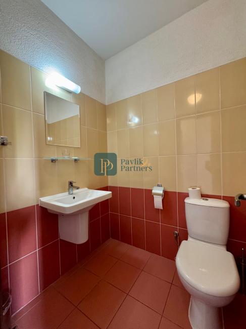 Predaj zabehnutá reštaurácia a penzión, Veľký Lapáš, 19á pozemok