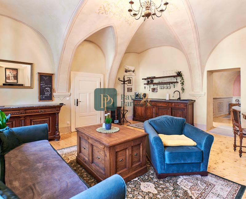 Predaj krásny 2 izbový apartmán, historické centrum