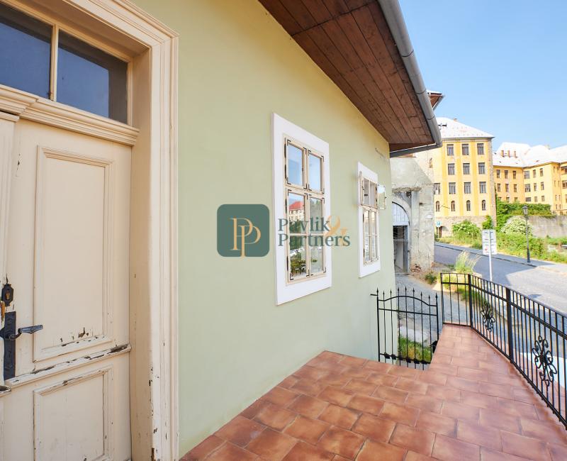 Predaj krásny 2 izbový apartmán, historické centrum