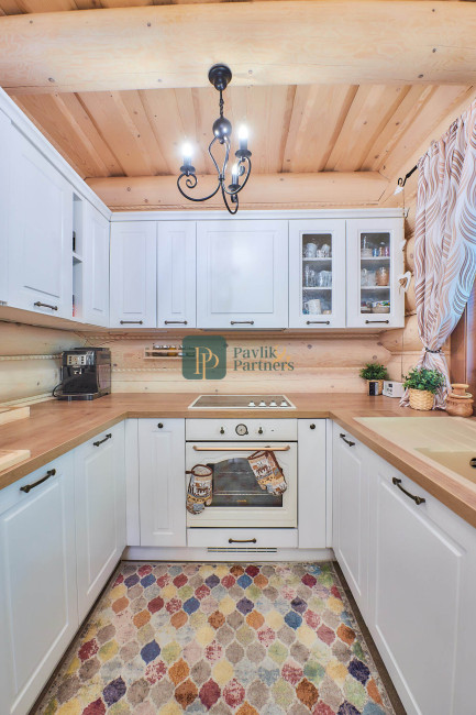 Predaj 4 izbový zrub pri lese, 7,5á pozemok, Nízke Tatry, EXKLUZÍVNE!