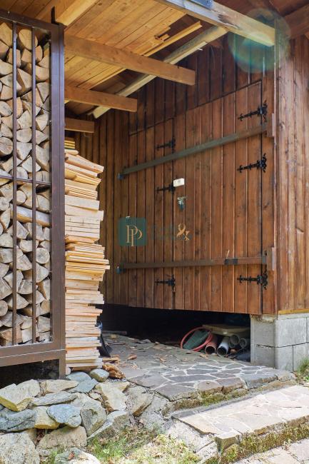 Predaj 4 izbový zrub pri lese, 7,5á pozemok, Nízke Tatry, EXKLUZÍVNE!