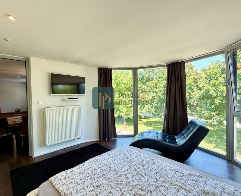 Prenájom 3 izbový byt, 2x parkovacie miesto, pozemok, Staré Mesto