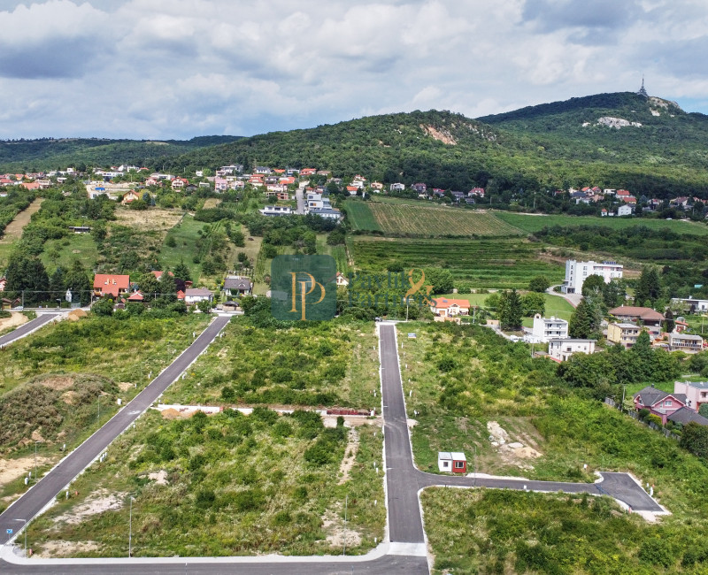 Predaj stavebný pozemok, novovybudovaná lukratívna lokalita, Šindolka- Zobor