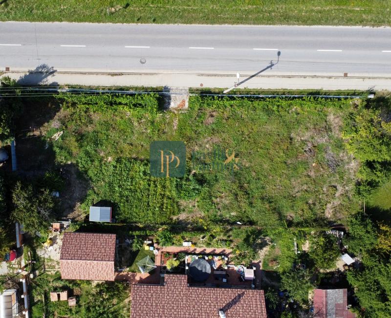 Predaj stavebný pozemok, 850m2, Veľké Janíkovce