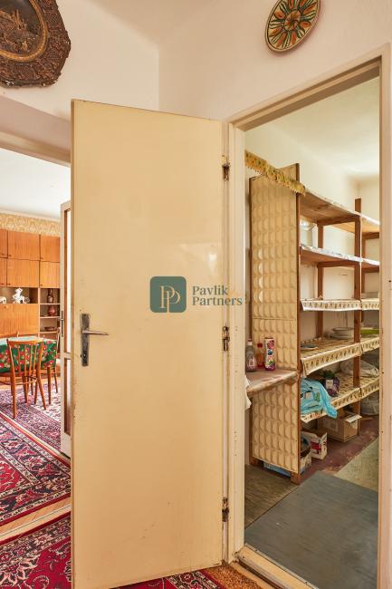 Predaj 4 izbový rodinný dom, garáž, 7,3á pozemok, Zobor