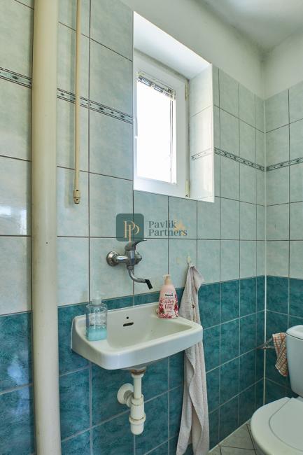 Predaj 4 izbový rodinný dom, garáž, 7,3á pozemok, Zobor