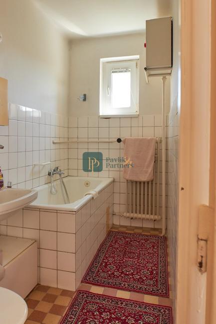 Predaj 4 izbový rodinný dom, garáž, 7,3á pozemok, Zobor