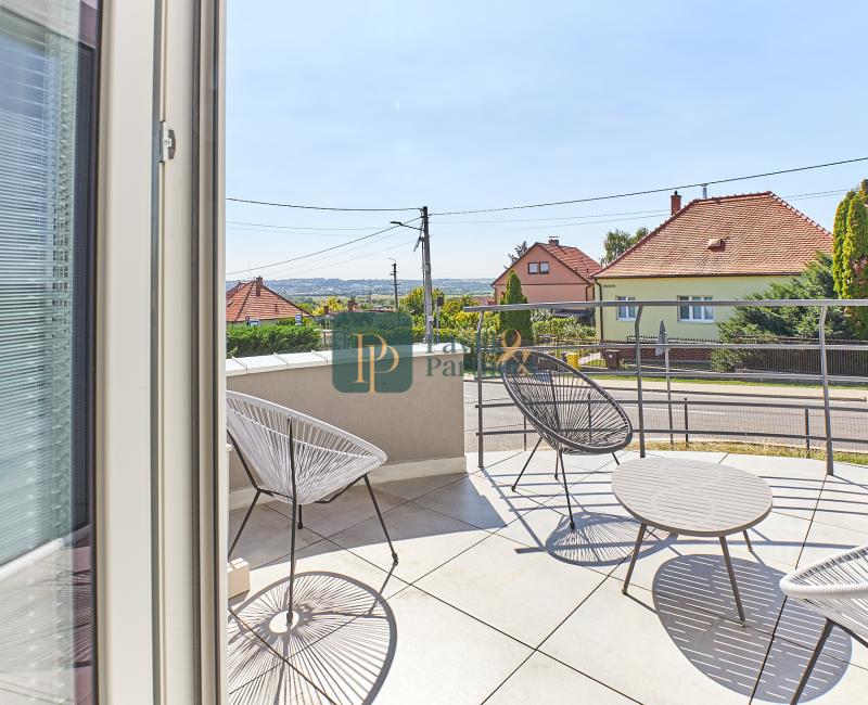 Prenájom reprezentatívne kancelárske priestory, Zobor, 6x parkovacie miesto