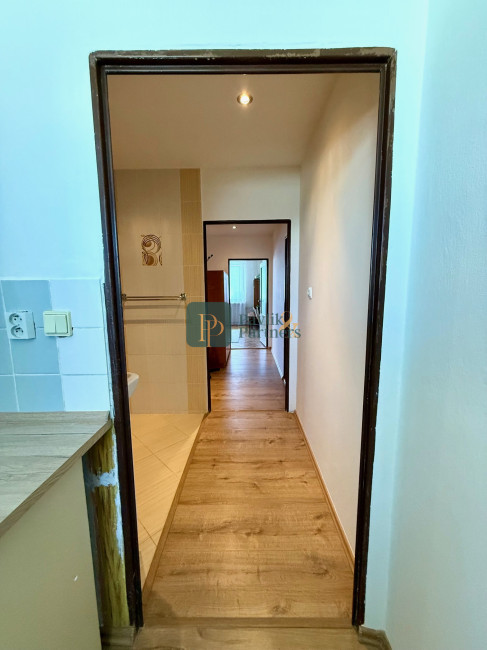 Predaj veľký 2 izbový byt, čiastočná rek., šatník, Chrenová