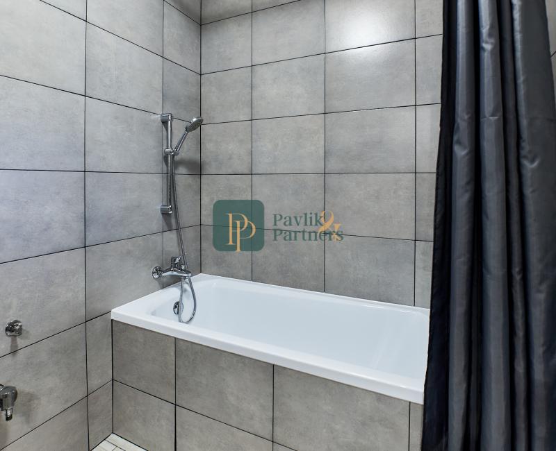 Predaj 3 izbový byt, novostavba, garážové státie