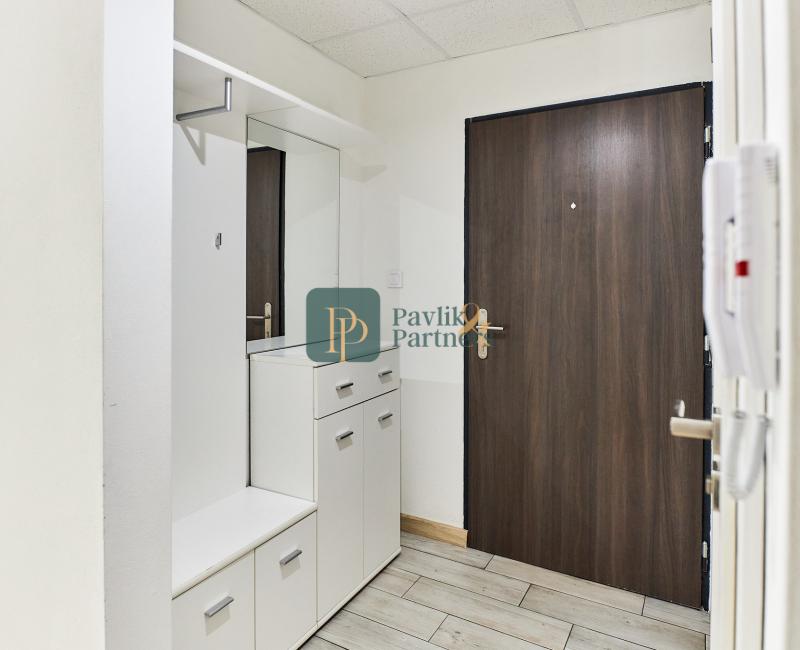 Predaj 3 izbový byt, novostavba, garážové státie