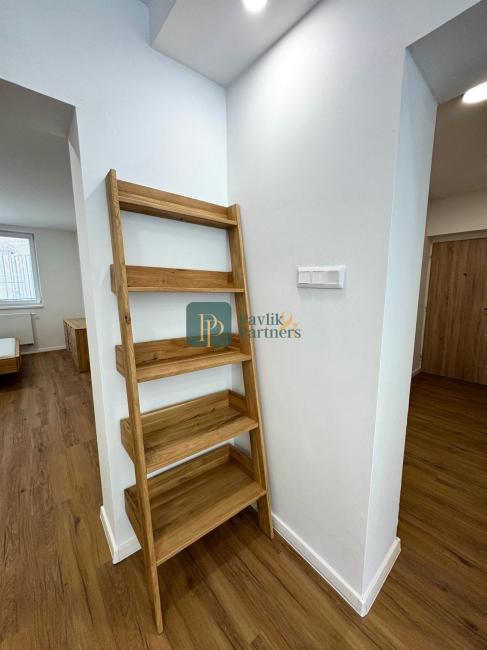 Predaj 2 izbový byt Kremnica, tehla, úplne nová rekonštrukcia, NOVÁ CENA!