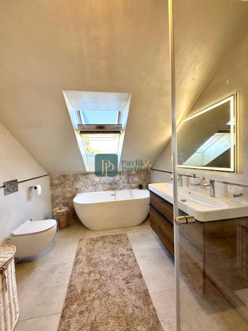 Prenájom krásny 3 izbový byt, terasa, Staré mesto - REZERVOVANÝ