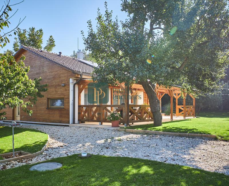 Predaj 4izb.RD v súlade s prírodou a vstupom do lesa, pozemok 17á, EXKLUZÍVNE!