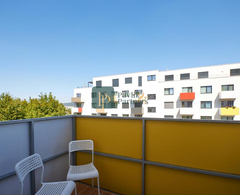 Predaj 2 izbový byt, novostavba Zelené dvory, zariadený