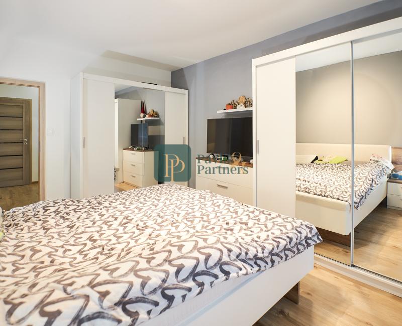 Predaj zrekonštruovaný veľký 3 izbový byt, balkón, 85m2