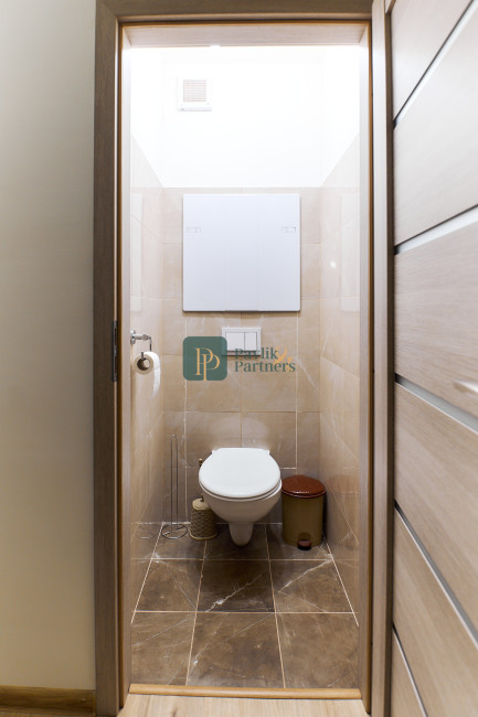 Predaj zrekonštruovaný veľký 3 izbový byt, balkón, 85m2