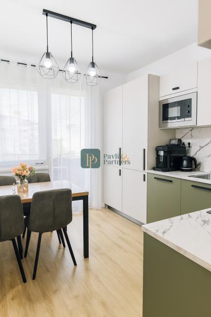 Predaj krásny 3 izbový byt, Klokočina, 78m2, loggia, pivnica