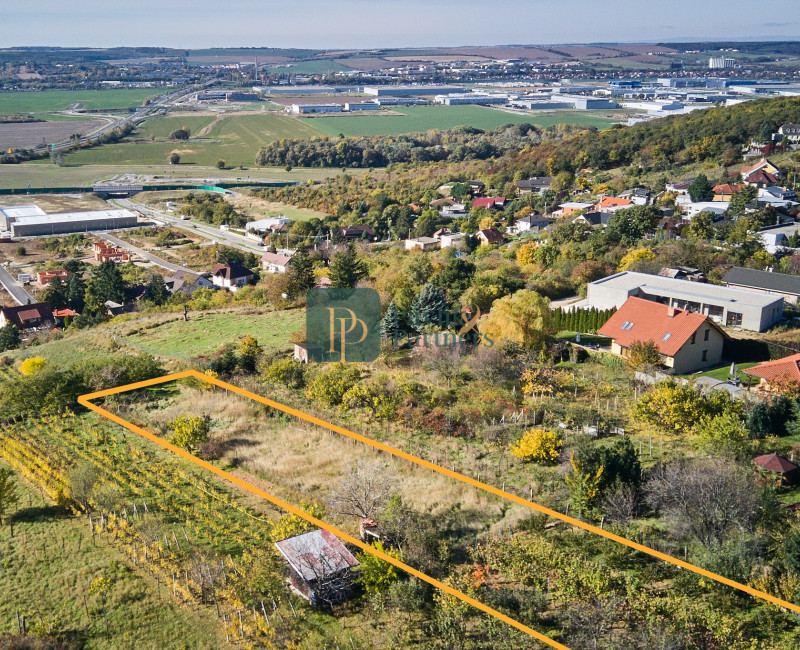 Predaj stavebný pozemok, Zobor, 10á pozemok, krásne výhľady