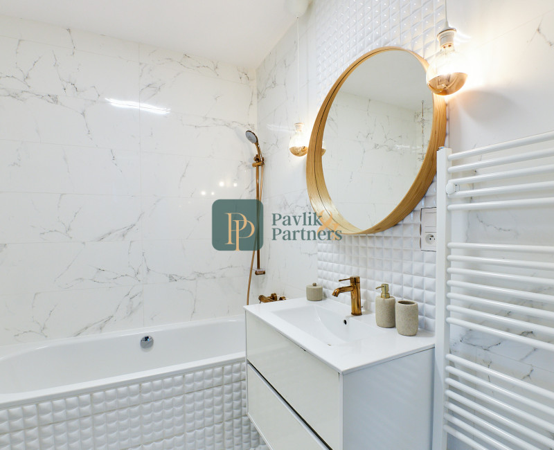 Predaj 3 izbový byt, terasa, krásne výhľady, garáž, novostavba - REZERVOVANÝ