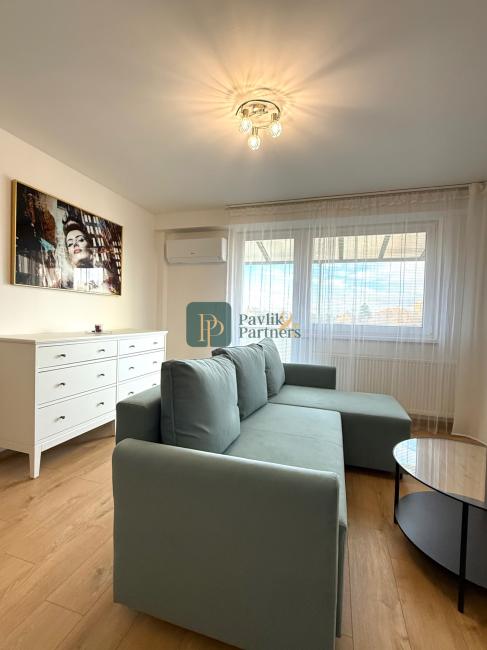 Prenájom čerstvo dokončený 2 izbový byt, novostavba, balkón