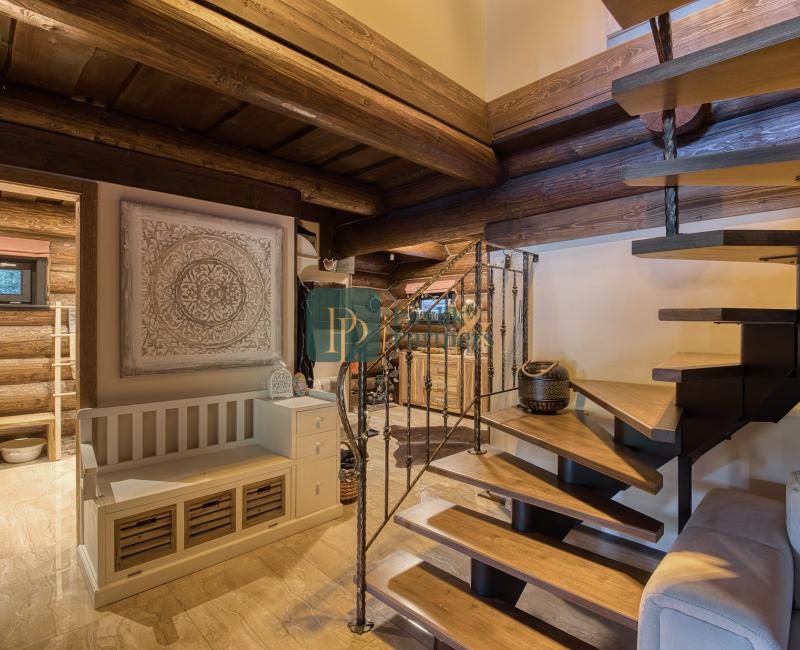 Predaj Chalet Donovaly, pozemok 9á, 50m2 terasa