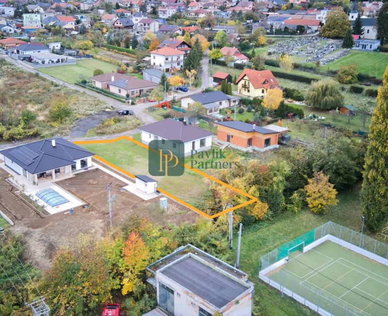 Predaj rovinatý stavebný pozemok, 656 m2, Štitáre